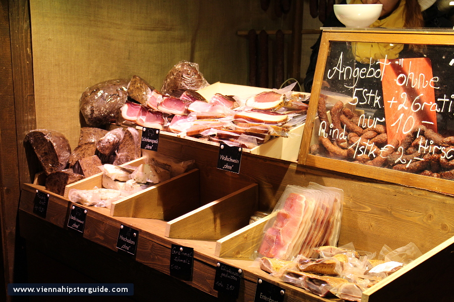 Maria Theresien Platz Weihnachtsmarkt / Christmas market, Vienna - Wien