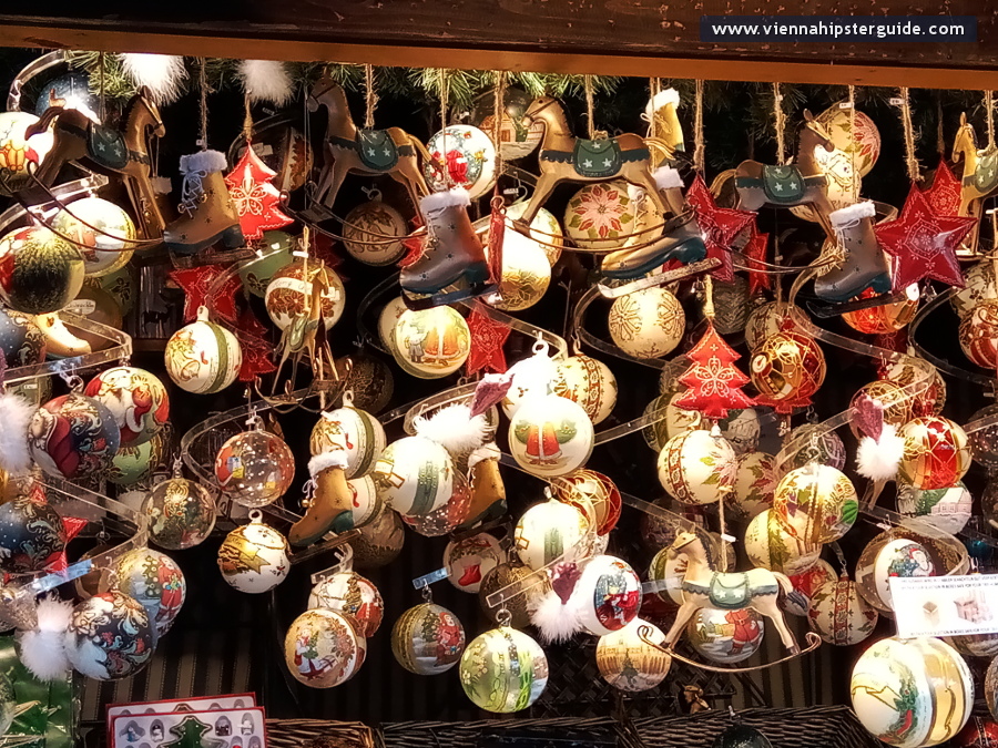 Rathausplatz Weihnachtsmarkt / Christmas market, Vienna - Wien
