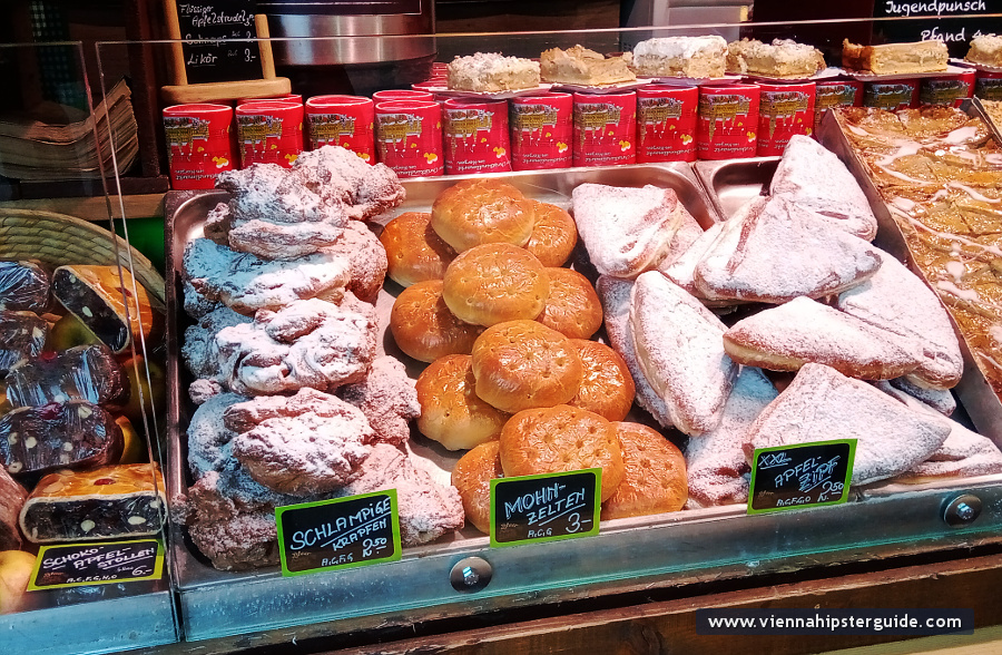 Rathausplatz Weihnachtsmarkt / Christmas market, Vienna - Wien