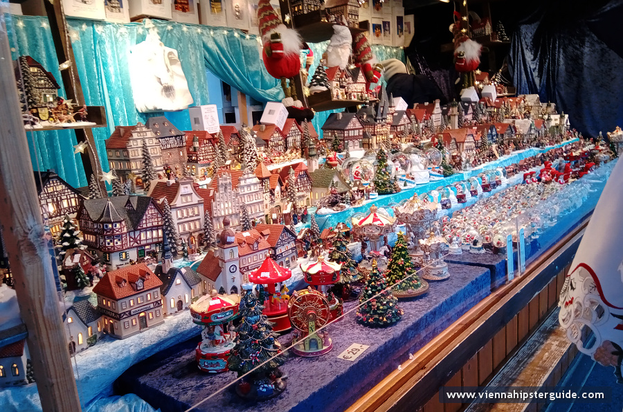 Rathausplatz Weihnachtsmarkt / Christmas market, Vienna - Wien