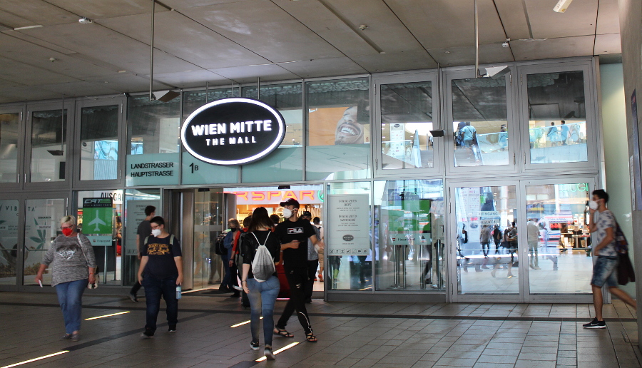 Wien Mitte Einkaufszentrum Eingang, Wien - 25. September 2021